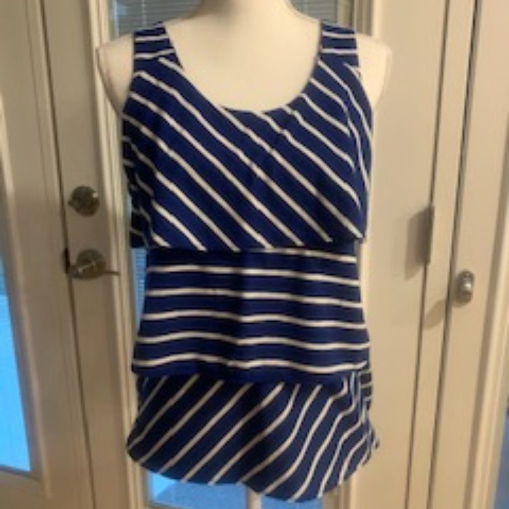 NY&CO Tank